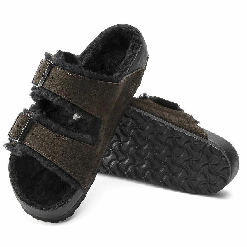 Best deal ๐ Birkenstock Arizona Shearling Suede Leather Mocha/Black ๐ฅฐ 3 Best deal ๐ Birkenstock Arizona Shearling Suede Leather Mocha/Black ๐ฅฐ - Image 3