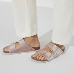Hot Sale โค๏ธ Birkenstock Arizona Big Buckle Velvet Light Rose ๐ 13 Hot Sale โค๏ธ Birkenstock Arizona Big Buckle Velvet Light Rose ๐ -women-sandals sale 1023580 f closeup f