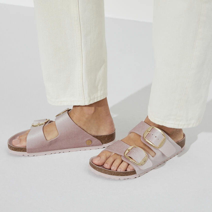 Hot Sale โค๏ธ Birkenstock Arizona Big Buckle Velvet Light Rose ๐ 4 Hot Sale โค๏ธ Birkenstock Arizona Big Buckle Velvet Light Rose ๐ - Image 4