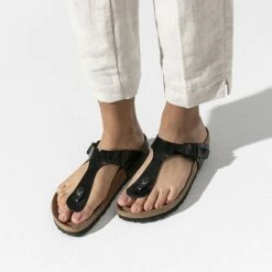 Hot Sale 😍 Birkenstock Gizeh Birko-Flor Patent Black Patent ⭐ -women-sandals sale 43663 f closeup f